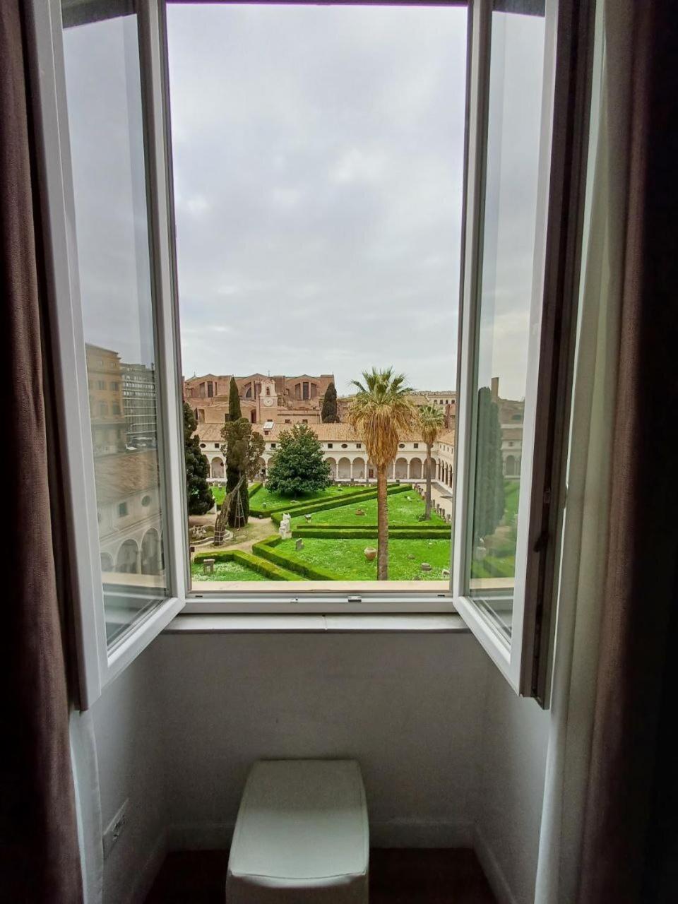 X2 Con Splendida Vista Sulle Terme Di Diocleziano E Sul Chiostro Di Michelangelo Affittacamere